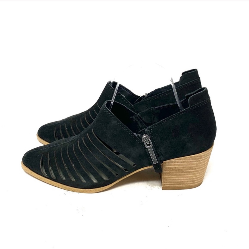1. State Arnet Booties